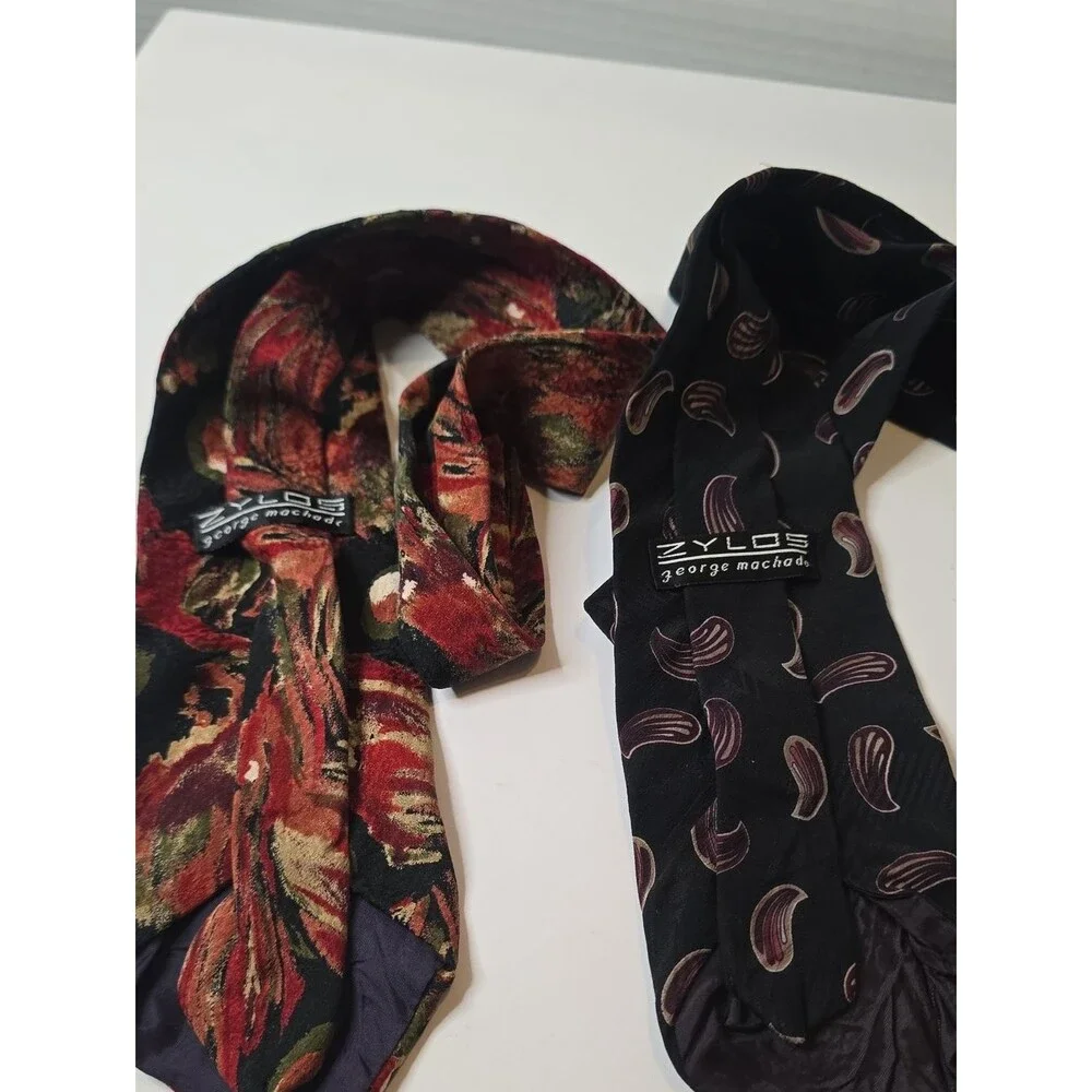 Unbranded two vintage